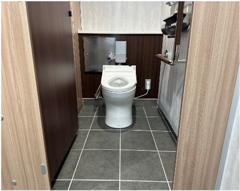 三宮駅西トイレ改修工事