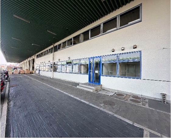 RI航空貨物上屋外壁改修工事