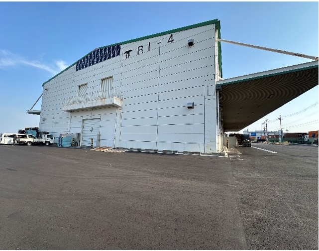 六甲アイランド４号上屋シャッター改修工事